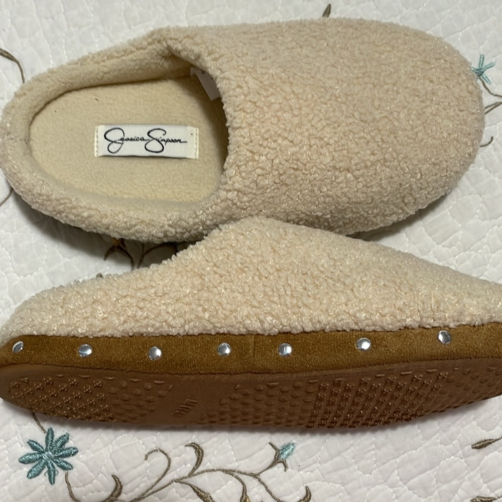 Jessica Simpson Slippers - Picture 3 of 4